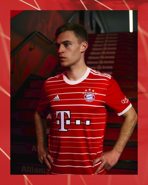 FC Bayern München Fodboldsæt Børn 2022-23 Upamecano 2 Hjemmebanetrøje